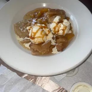 Bourbon Peach Cobbler with Ice Cream