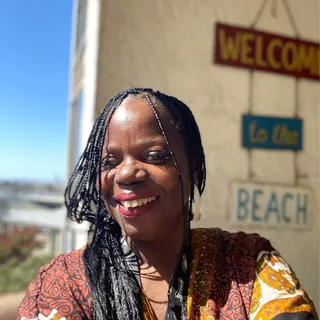 Lori S.