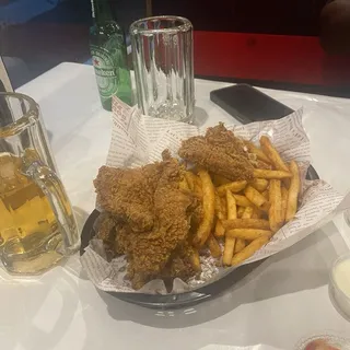 3 Piece Fried Catfish Basket