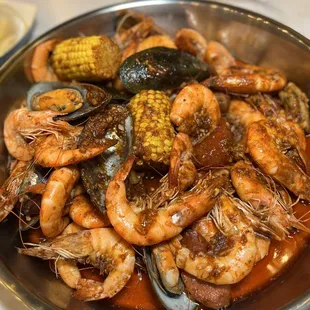 Combo #1 with 2 lbs of shrimp w/ head &amp; 1 lb of mussels with corn, sausage And potato