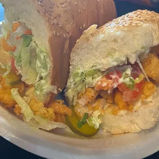 Fried shrimp poboy