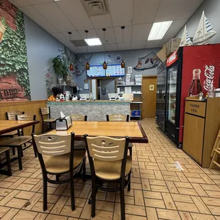 ramen and noodles, interior