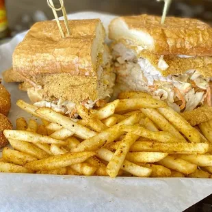 Catfish Po-boy sub coleslaw for the lettuce and tomato to make it a Troy-Boy. Absolutely delicious!