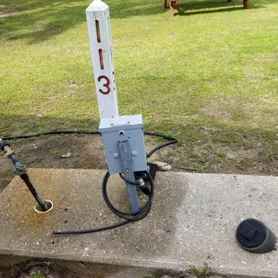 Every site is a full hookup. $30 w/Good Sam's card.