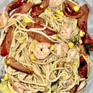 Shrimp and Sausage Garlic Noodle   @hybrideater