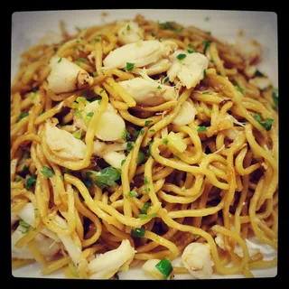 Garlic Noodles with Colossal Lump Crab Meat