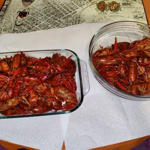 4 pounds of crawfish