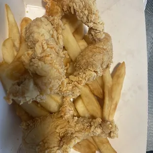 Supposed be a large strip dinner used to be double now just more and this is what you get for 8.00