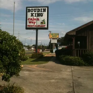 a sign for cajun way restaurant