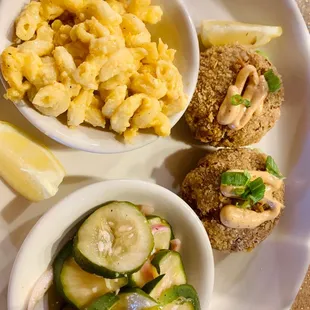 Crab Cakes, Mac&amp; Cheese, cucumber salad
