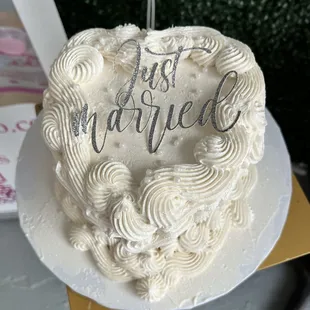 Vintage just married  heart