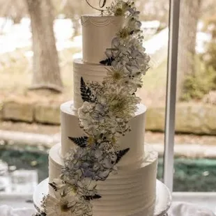 My dream cake with fresh flowers we provided and they arranged