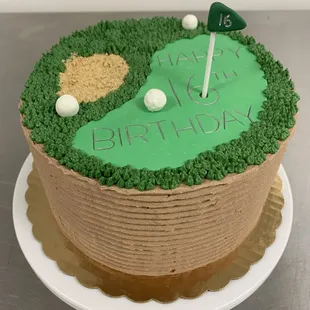 a golf course cake
