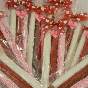 Love is in the air! Valentine's Day Pretzels!