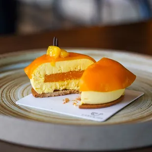 Mango Rare Cheese Cake - Mango rare cheese cake, mango jelly, and biscuit