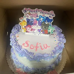 I love the cakes that make super delicious, and very cute.  My girl loved her birthday cake and her cookies.