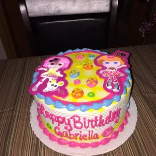 This cake is double layered with chocolate frosting in the middle. My daughter loved it.