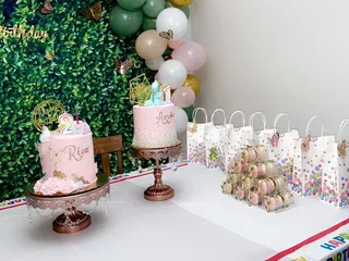Queen of Cakes