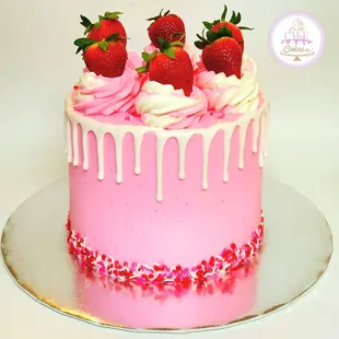 Fresh Strawberries and Cream Cake
