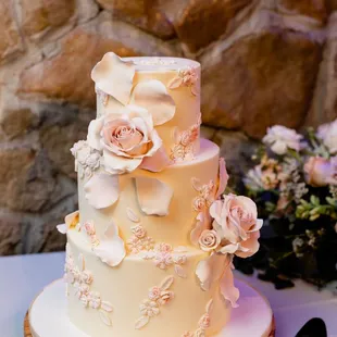 Our beautiful wedding cake