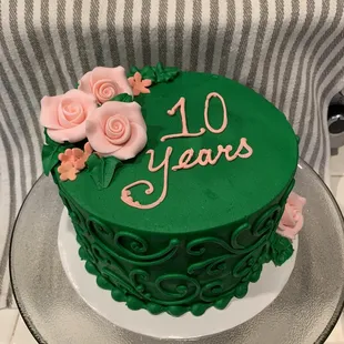 Our 10 year anniversary cake. Perfect for 5 people!