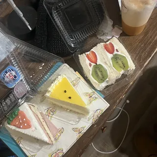 Passion Fruit Mango Cake