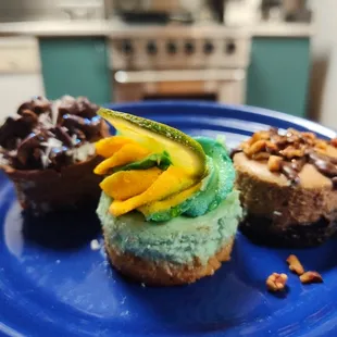 Mini key lime, turtle and chocolate