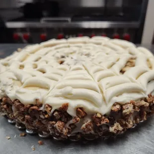 Cinnamon roll, 10" only