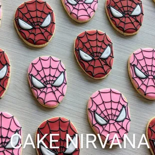 Matching cupcakes to give out as party favors