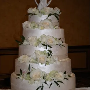 a three tiered wedding cake