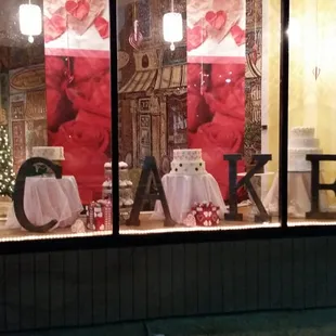 Store front at our Pearl rd location.