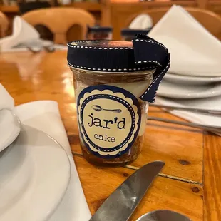 Jar&apos; D Cake