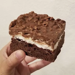 Krispy Peanut Butter Marshmallow Brownie