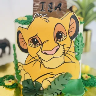 Simba theme cake