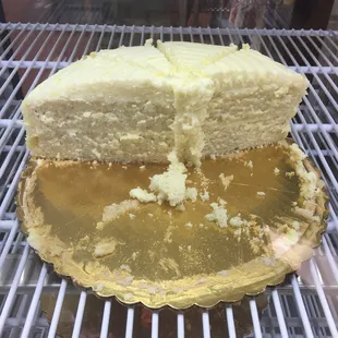 Lemon dream cake