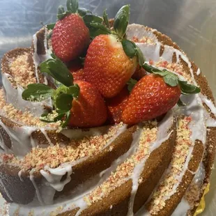 Strawberry Lemon Pound