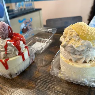 4&quot; Strawberry Cheesecake and 4&quot; Lemon Drop Cheesecake