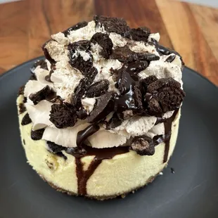 4in Oreo cheesecake