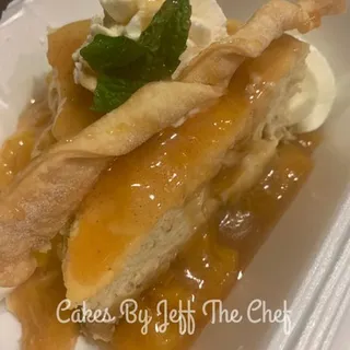 4" Peach Cobbler Cheesecake