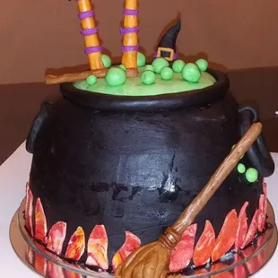 Witches brew, fondant cake