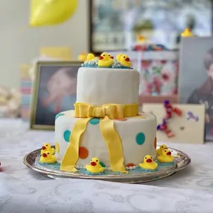 Baby Shower cake - rubber ducky theme