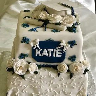 2 Tier fondant graduation cake - blue and white
