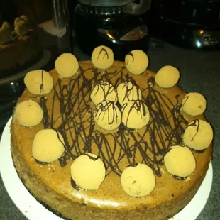 chocolate cheesecake with truffles