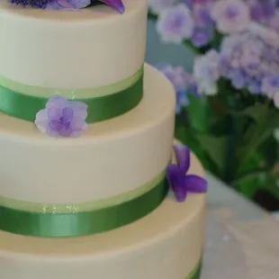 $455 cake + $30 flowers