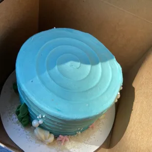 Cutest ocean-themed smash cake for my daughter&apos;s 1st birthday!