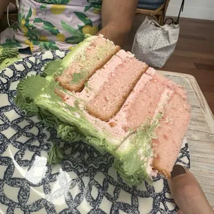 Strawberry milkshake flavored caked