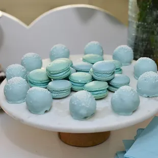 Macarons and Cake Balls