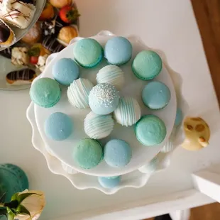 Macarons and Cake Balls