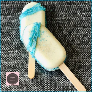 What does a cake which looks like a popsicle called ?? - CAKESICLE