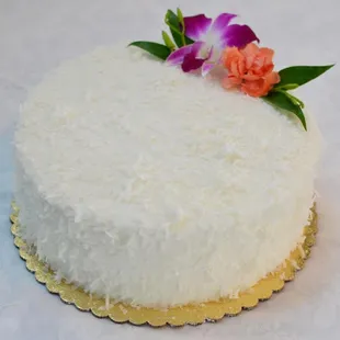 9&quot; round Haupia cake